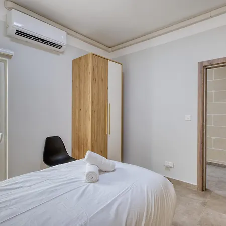 Lägenhet 3br With Ac & Balcony In Marsascala *